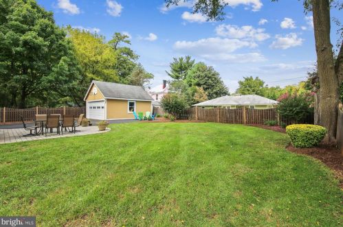 721 Brent Rd, Rockville MD 20854-1782 exterior