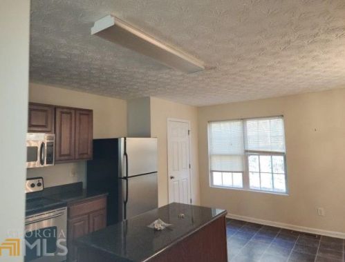 1732 Redan, Lithonia GA  30058-2610 exterior