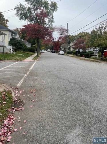 145 9th Ave, Paterson NJ  07506-1641 exterior