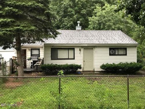 421 Arctic St, Glendora MI  49107-1416 exterior