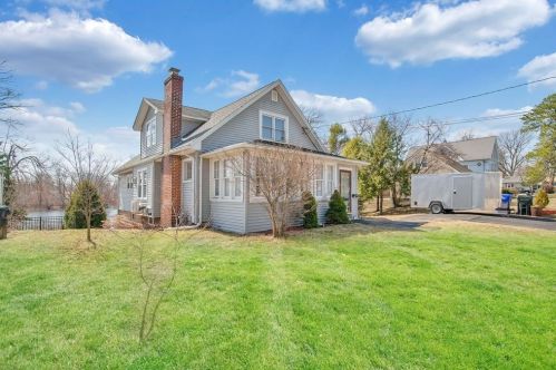 34 Geneva St, Springfield MA 01151-1807 exterior