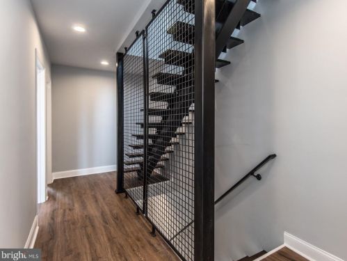 2037 Lawrence St, Philadelphia PA 19120-1828 exterior