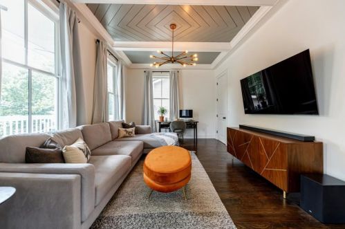 62 Montgomery St, Atlanta GA  30307-2844 exterior