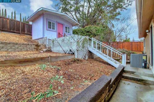 826 Navaronne Way, Concord CA 94518-2173 exterior