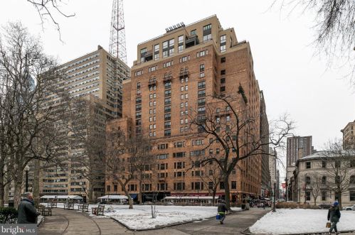 219 18th St, Philadelphia PA 19103-6141 exterior