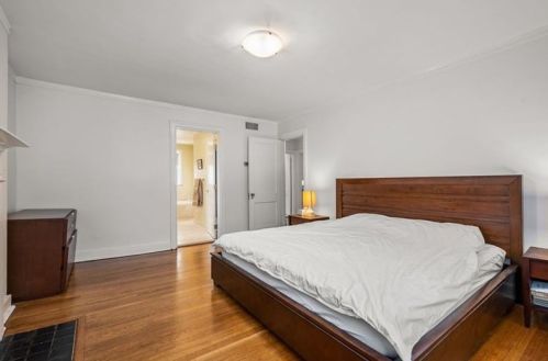 5454 Kipling Rd, Pittsburgh PA 15217-1038 exterior