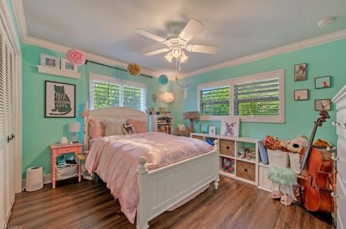 4642 Chippendale Dr, Naples FL 34112-5258 exterior