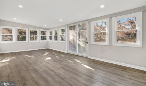 1805 Crawford Dr, Rockville MD 20851-1711 exterior