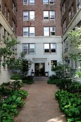 1100 La Salle Dr, Chicago IL  60610-2602 exterior