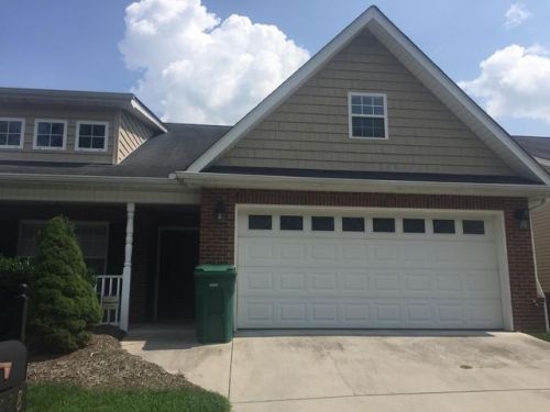 1428 Hazelgreen Way, Knoxville, TN 37912-1256