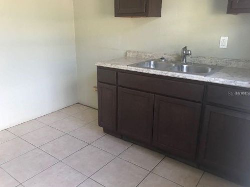 732 Anderson St, Orlando FL 32803-6504 exterior