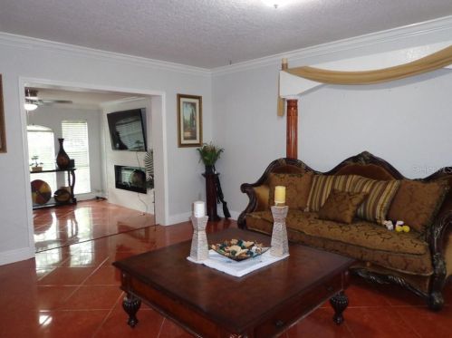 14006 Capitol Dr, Tampa, FL 33613-2110