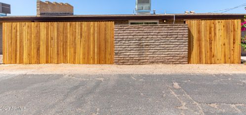 4203 36th St, Phoenix AZ  85018-4756 exterior