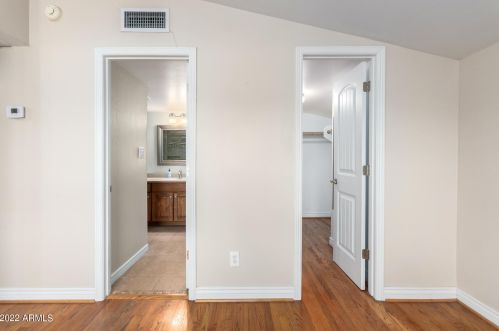 3008 46 St, Phoenix AZ 85040-1767 exterior