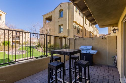 7084 Ivanhoe St, Chandler AZ 85226-0804 exterior