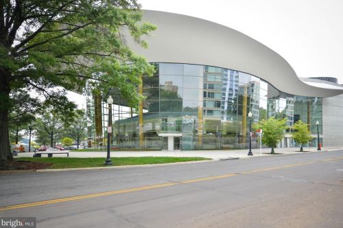 602 7 St, Washington DC 20002-5210 exterior