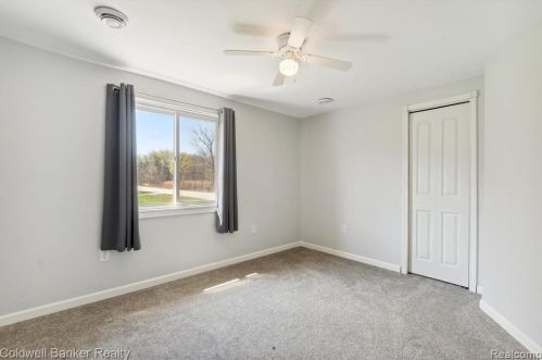 1787 Sashabaw Rd, Brandon MI  48462-9163 exterior