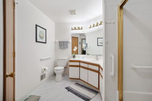 509 Newport Dr, Pittsburgh PA  15235-3228 exterior