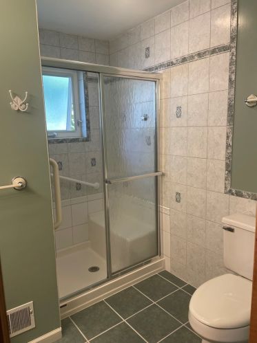 11805 Ridgeway Ave, Chicago IL 60659-1116 exterior