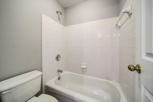 4350 Canterbury Walk Dr, Duluth GA 30097-8160 exterior