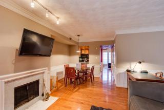 1633 19th St, Washington DC  20009-1681 exterior