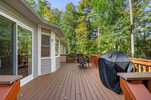 143 Bear Hill Rd, Concord NH  03307-1413 exterior