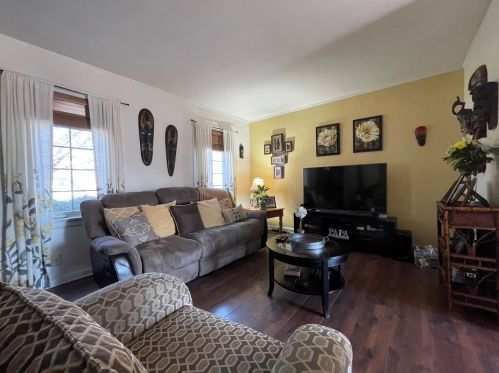 5123 Mason Ave, Chicago, IL 60630-1916