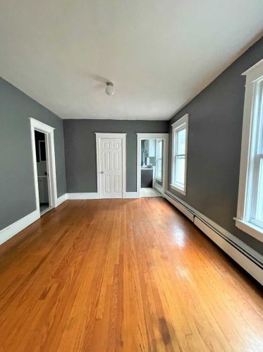 6 Lexington Ave, Poughkeepsie NY  12601-3806 exterior