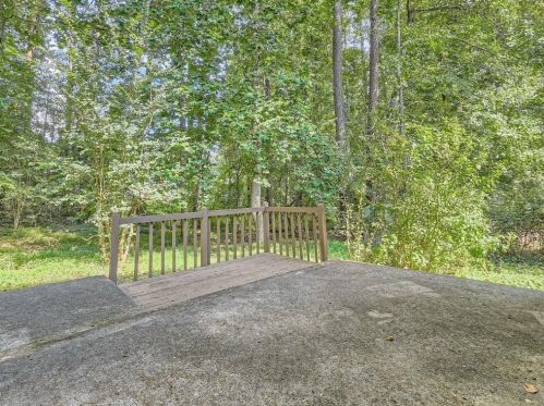 3988 Vly Brk Rd, Lithonia GA 30039-4280 exterior