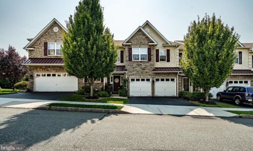 304 Fairfield Cir, Limerick, PA 19468-2864