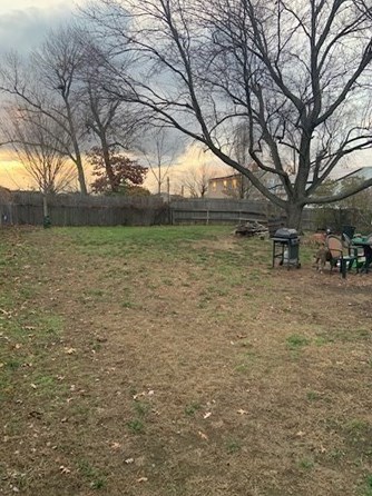 200 Island Pond Rd, Springfield MA 01118-1034 exterior