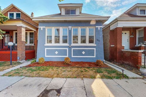 7821 Rhodes Ave, Chicago IL  60619-3013 exterior