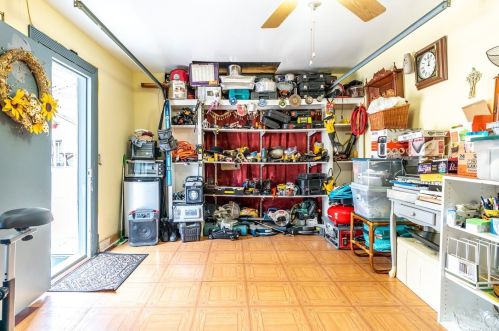 38 12 St, Huntington Station NY 11746-2403 exterior