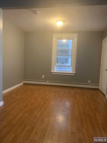 78 4th St, Paterson NJ  07522-1358 exterior