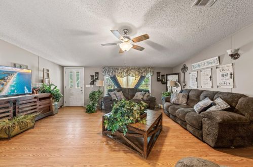 193 Widner Cir, Defuniak Springs FL  32433-8542 exterior