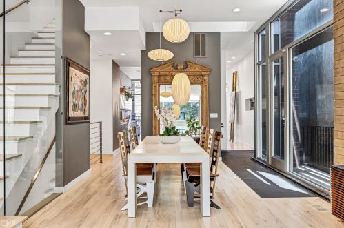 1614 Huron St, Chicago, IL 60622-5606