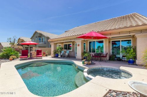 16637 15 St, Phoenix AZ 85014-4017 exterior