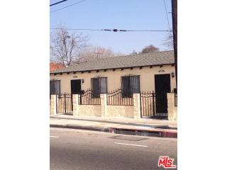 9624 Hoover St, Los Angeles CA  90044-4635 exterior