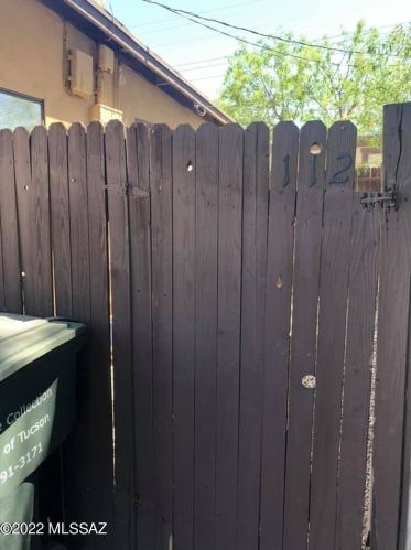 116 Pennsylvania Dr, Tucson, AZ 85714-2641