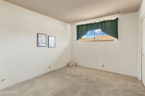 1401 Brown Ave, Tucson AZ 85710-3174 exterior