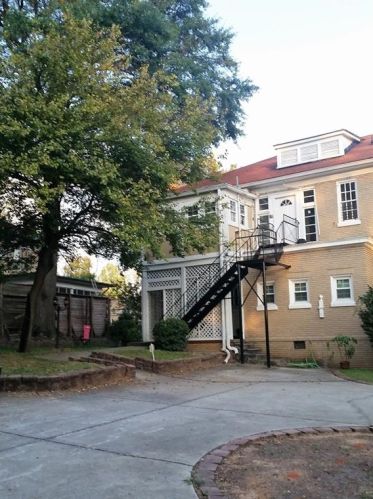 806 Briarcliff Rd, Atlanta GA  30306-4019 exterior