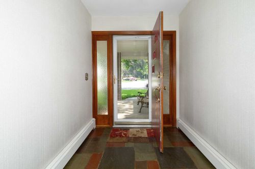 2 Tamidan Rd, Poughkeepsie NY 12601-5214 exterior