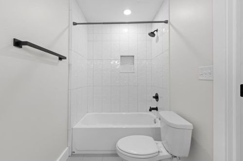 1731 Madrona St, Atlanta GA  30318-6427 exterior