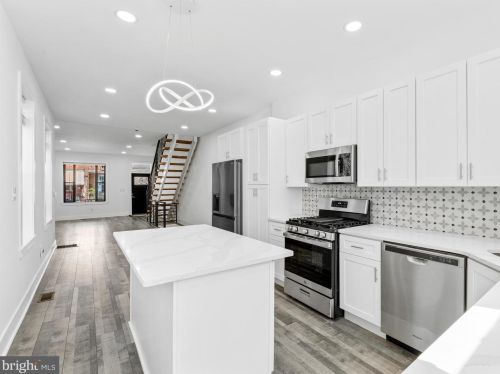 2238 17th St, Philadelphia PA  19132-4403 exterior