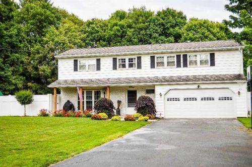 590 Wayne St, Corry, PA 16407-1314