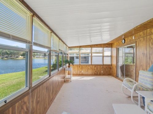 36 Del Prado St, Fort Pierce FL 34952-2850 exterior