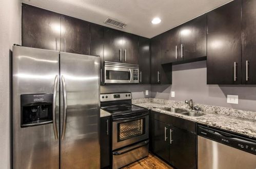 5816 Birchbrook Dr, Dallas, TX 75206-4553