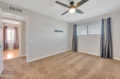 4713 10 St, Phoenix AZ 85020-2625 exterior