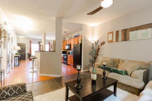 1510 Bayrose Cir, Atlanta GA 30344-8201 exterior