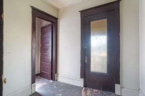 411 11 St, Grand Rapids MI 49504-4428 exterior